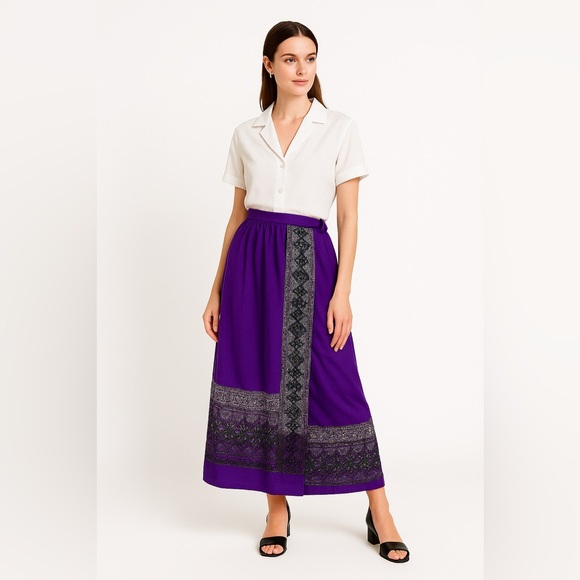 Vintage Artisan Handmade Mayan Modern Purple Maxi Skirt Silver Weave Accent EUC